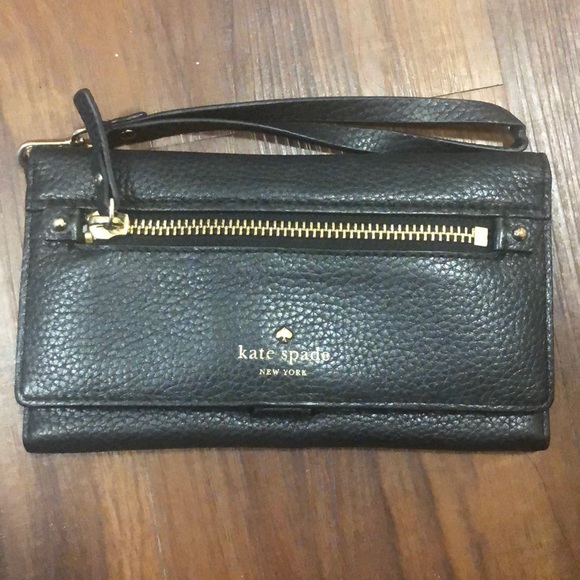 Kate spade wristlet - Picture 1 of 4